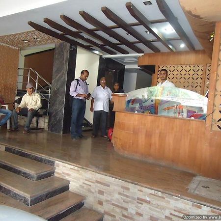 Hotel Sai Galaxy Inn Shirdi Exterior foto